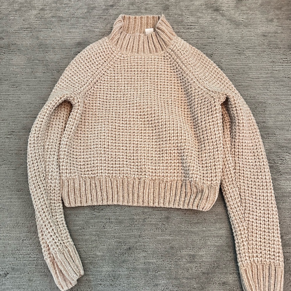 Super Soft Cable Knit Cropped Turtle Neck Sweater | Size S